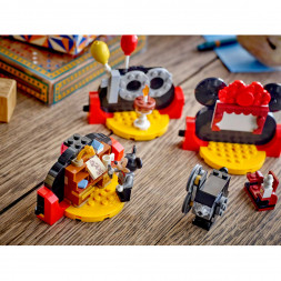 Конструктор LEGO Disney 40600 Празднование 100-летия Дисней