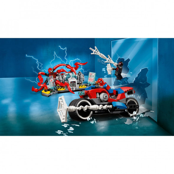 Конструктор LEGO Super Heroes 76113 Спасательная операция на мотоциклах в Самаре